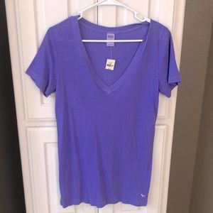 VS Pink V neck tshirt M